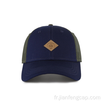 Casquette de camionneur à 6 panneaux avec logo personnalisé en relief